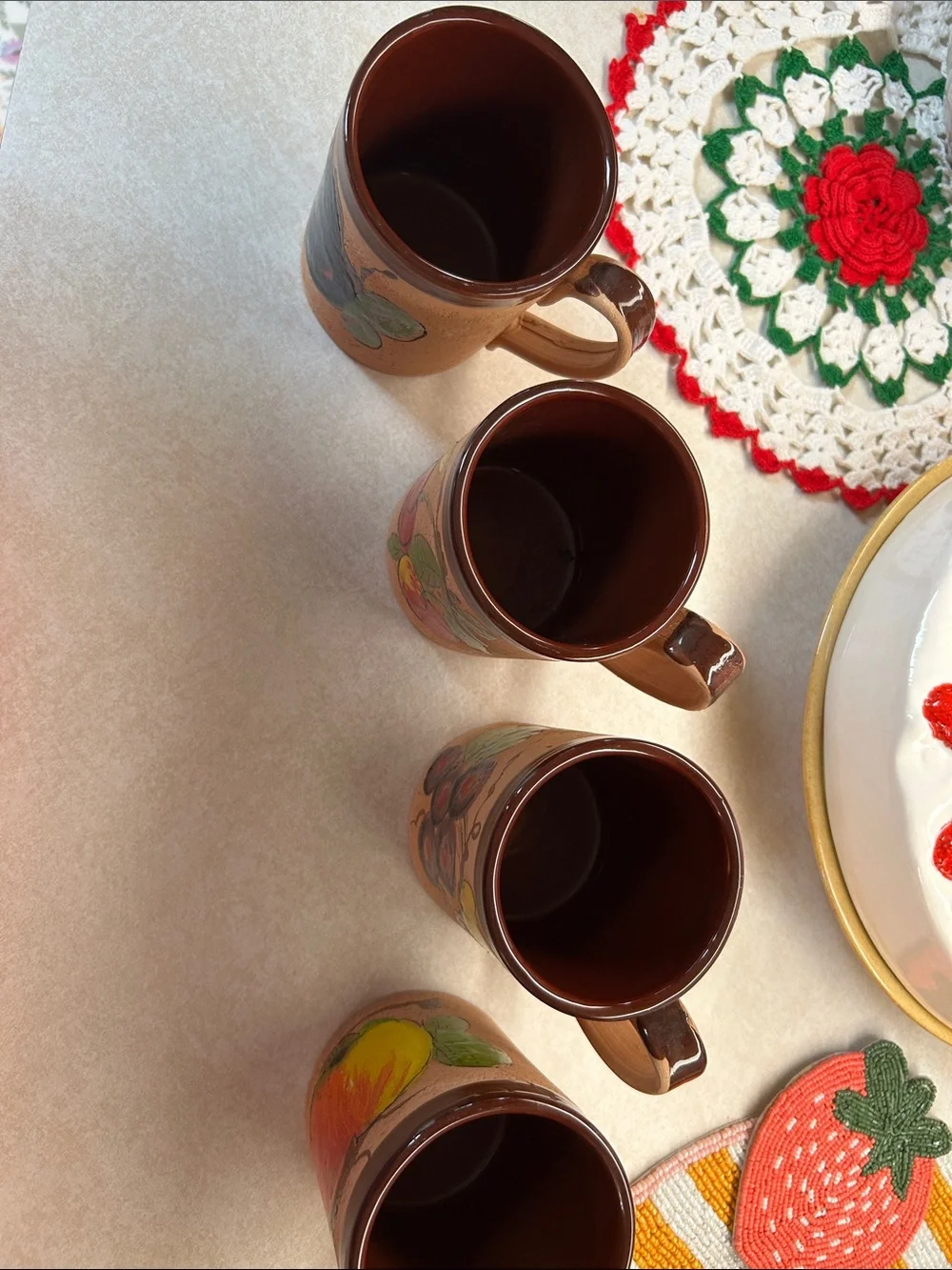 Set a four mugs never used